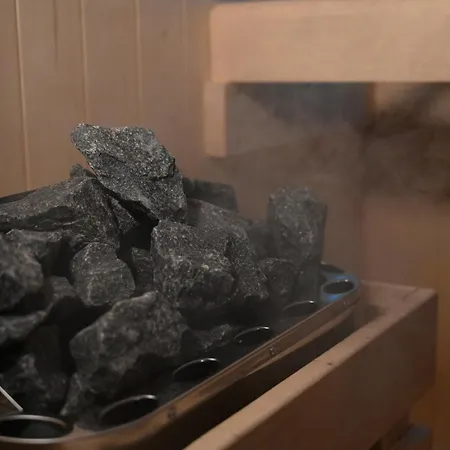 מלון Palace Eight - & קוסנזה