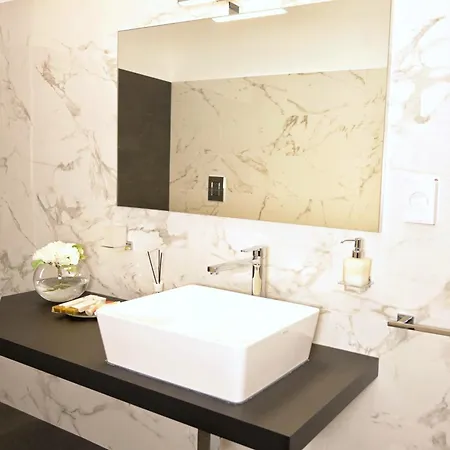 Palace Eight - & * קוסנזה