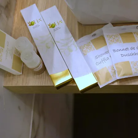 酒店 Palace Eight - & 科森扎