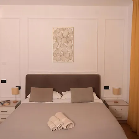 酒店 Palace Eight - & 科森扎