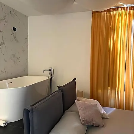 Hotel Palace Eight - & Cosenza