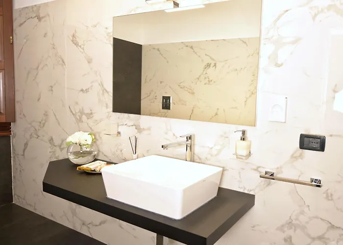 Palace Eight - & * 科森扎