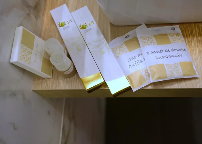 酒店 Palace Eight - & 科森扎