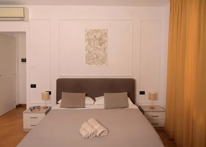 酒店 Palace Eight - & 科森扎